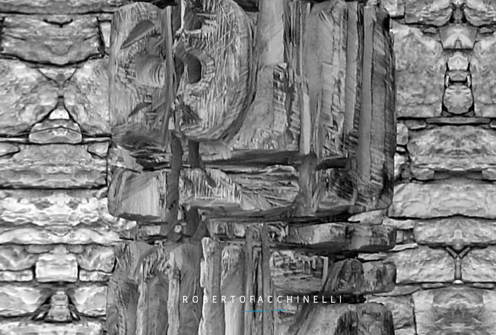 Forme in un cilindro (totem)
